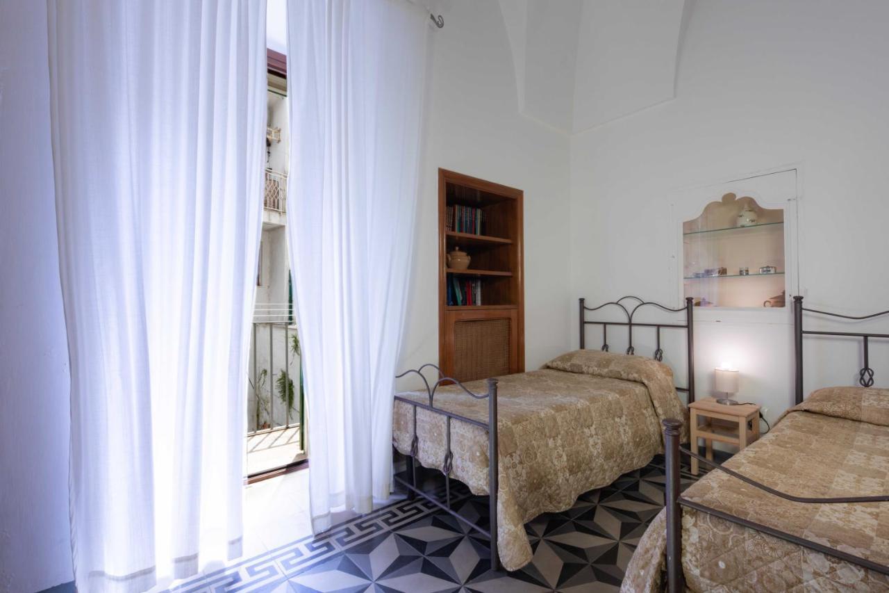 Casa Vacanza La Stradella オストゥーニ エクステリア 写真