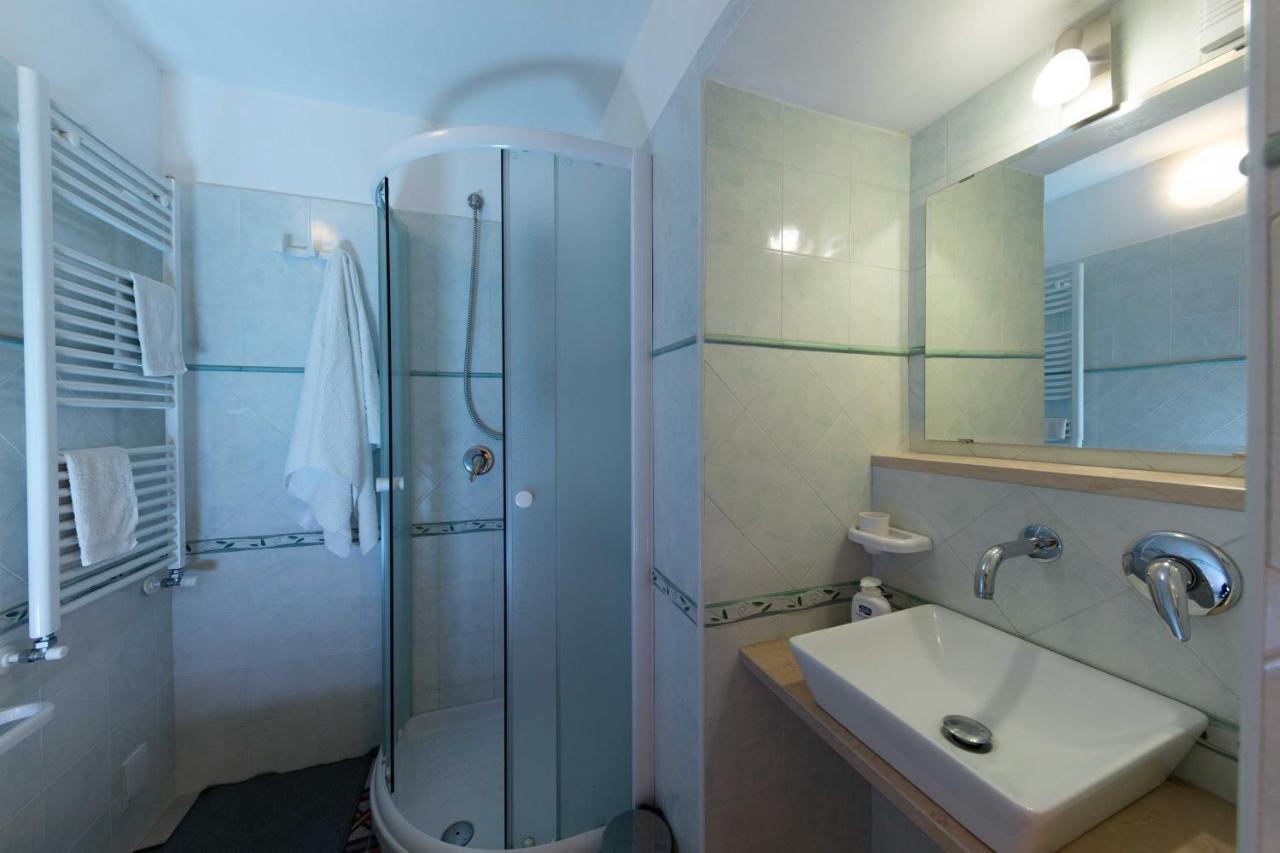 Casa Vacanza La Stradella オストゥーニ エクステリア 写真